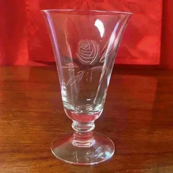 Fostoria Crystal Juice Glasses Pattern is Rose….Vintage 1950’s - Picture 6 of 9